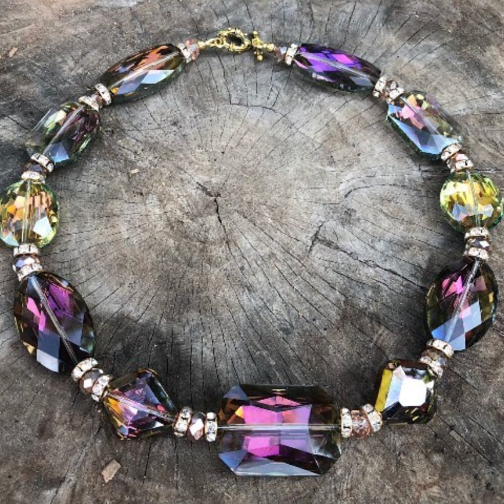 Multi-hued GLAMMY crystal collar - necklace
